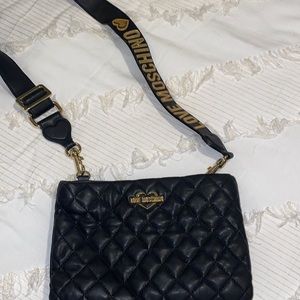 Love moschino bag